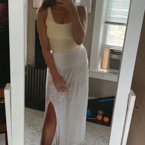 Meet your Posher, Shelby - Picture 3 of 3